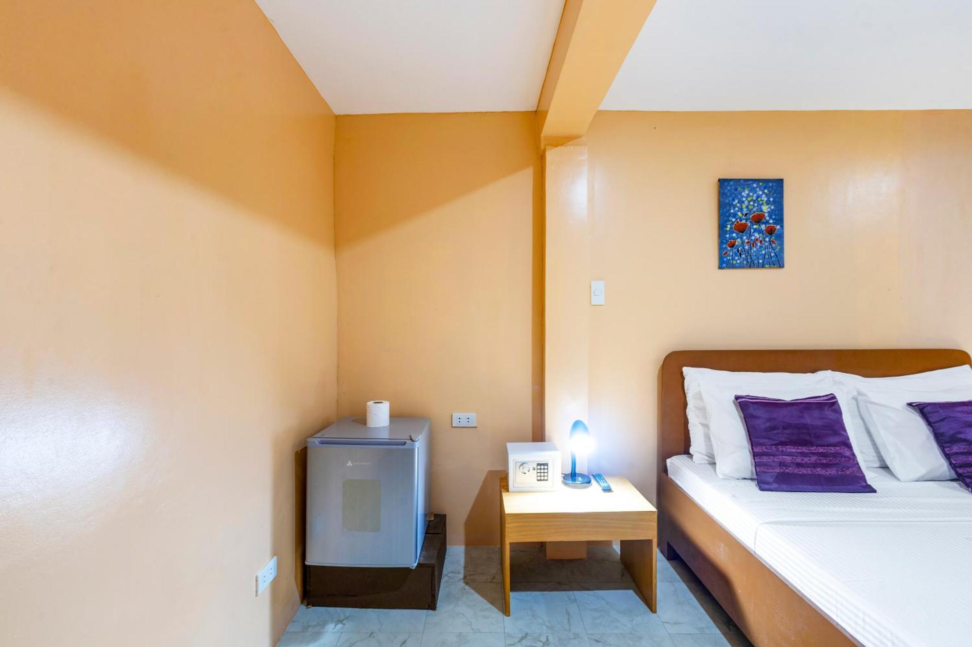 White Shamrock Beach Hotel Balabag  部屋 写真